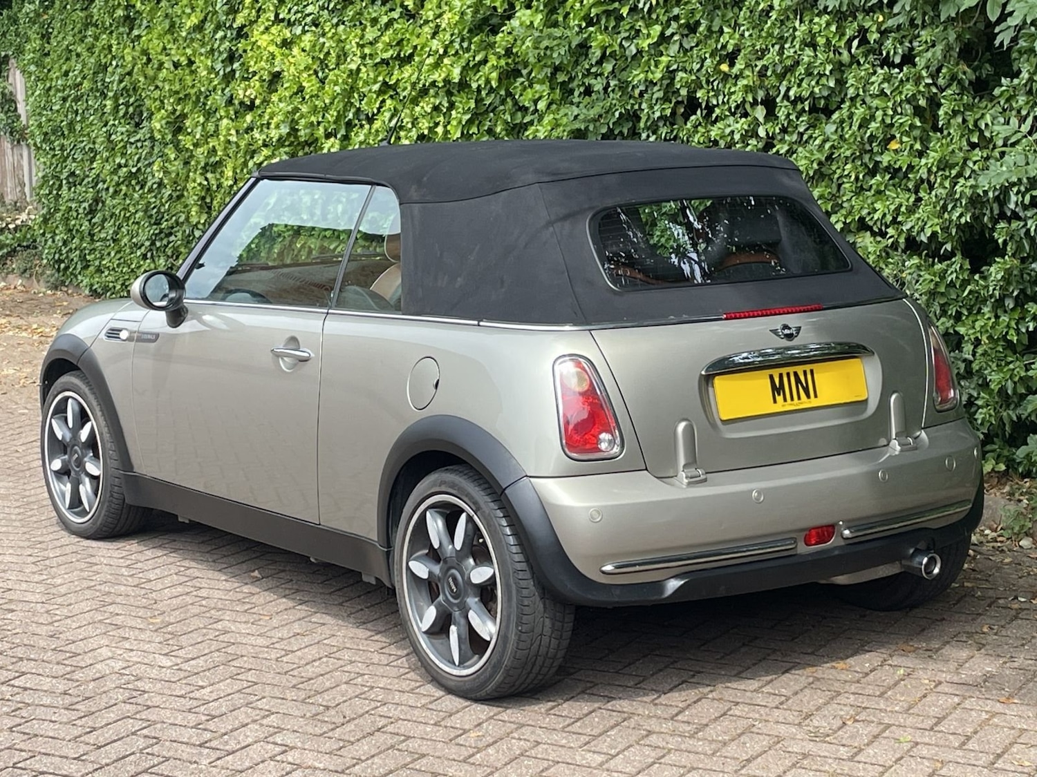 Used MINI Convertible 2007 for sale - 77541503: Photo 16