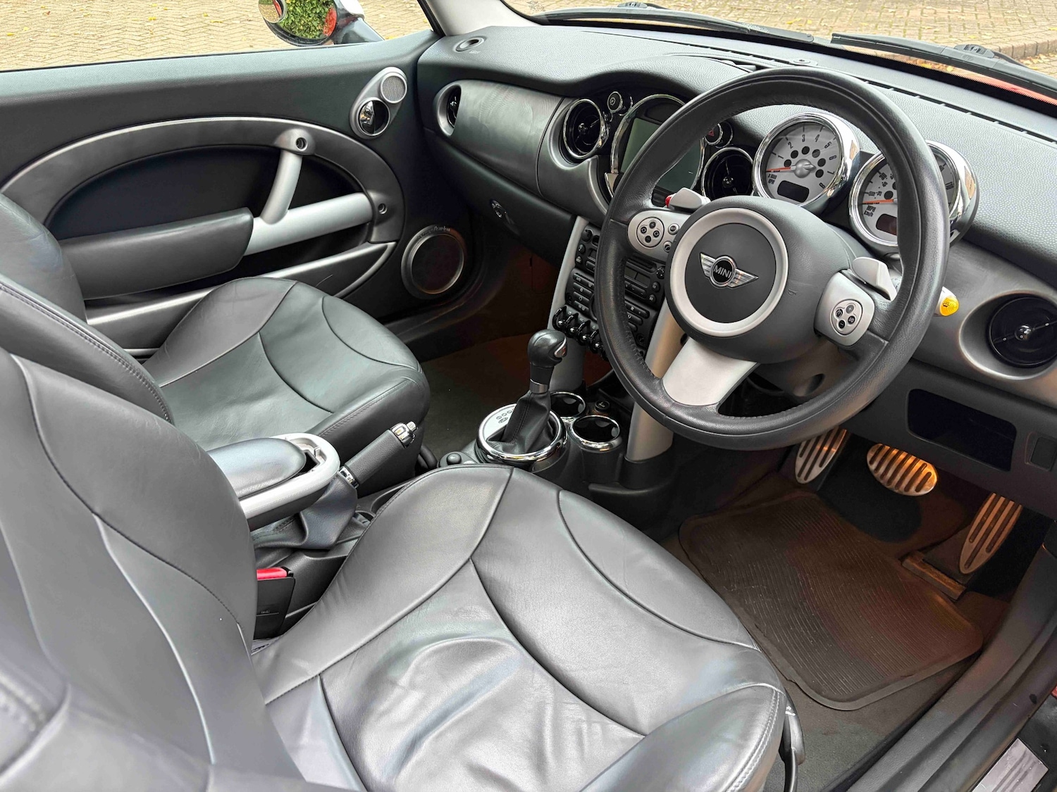 Used MINI Hatch 2006 for sale - 76598444: Photo 3