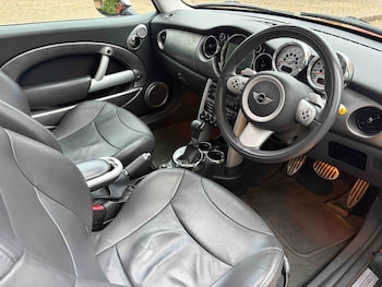 Used MINI Hatch 2006 for sale - 76598444: Photo