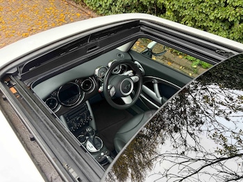 Used MINI Hatch 2006 for sale - 76598444: Photo