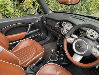 Used MINI Convertible 2008 for sale - 78390274: Photo