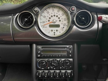 Used MINI Convertible 2008 for sale - 78390274: Photo