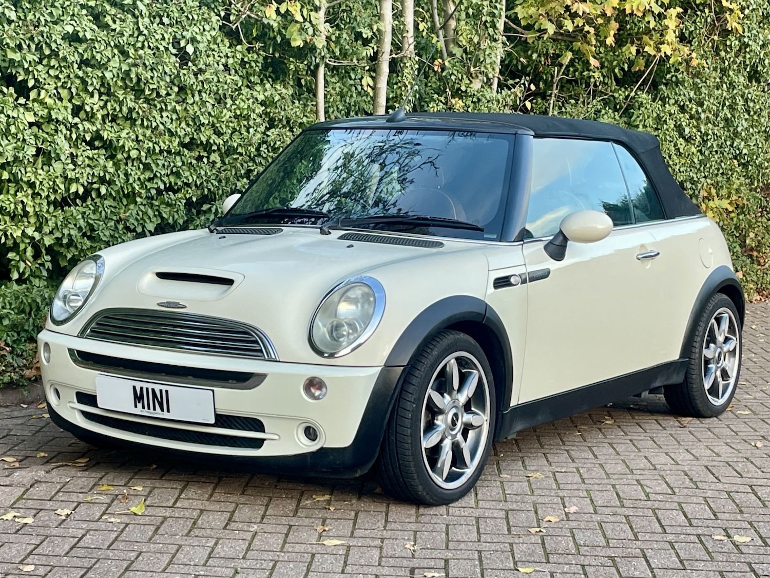 Used MINI Convertible 2007 for sale - 76718817: Photo 14