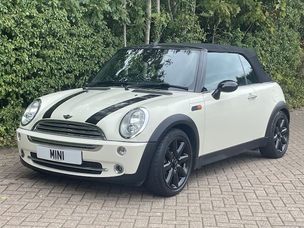 Used MINI Convertible 2006 for sale - 76205597: Photo 13
