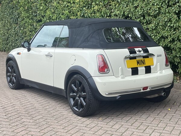 Used MINI Convertible 2006 for sale - 76205597: Photo 16