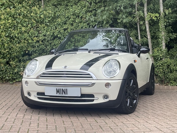 Used MINI Convertible 2006 for sale - 76205597: Photo 17