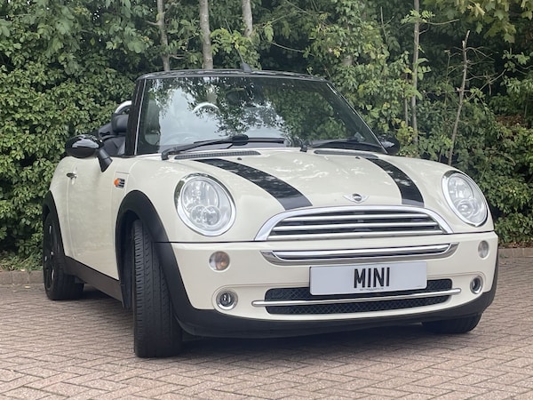Used MINI Convertible 2006 for sale - 76205597: Photo 18