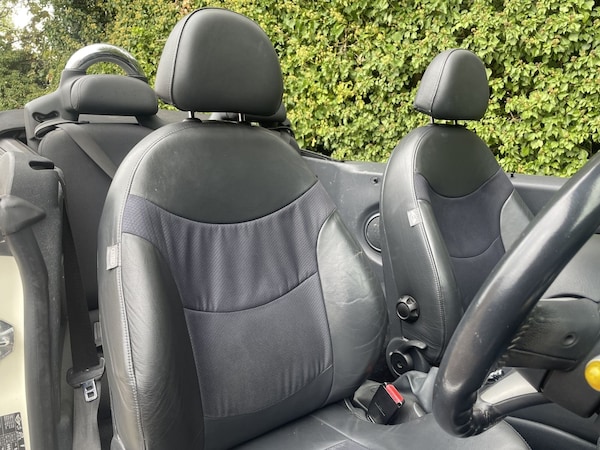 Used MINI Convertible 2006 for sale - 76205597: Photo 9