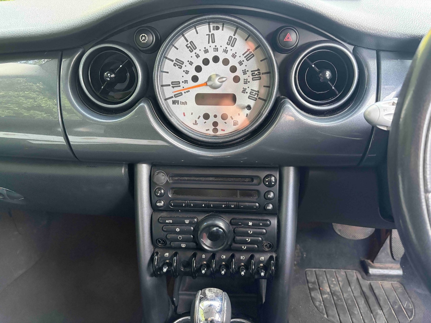 Used MINI Hatch 2004 for sale - 77148172: Photo 6