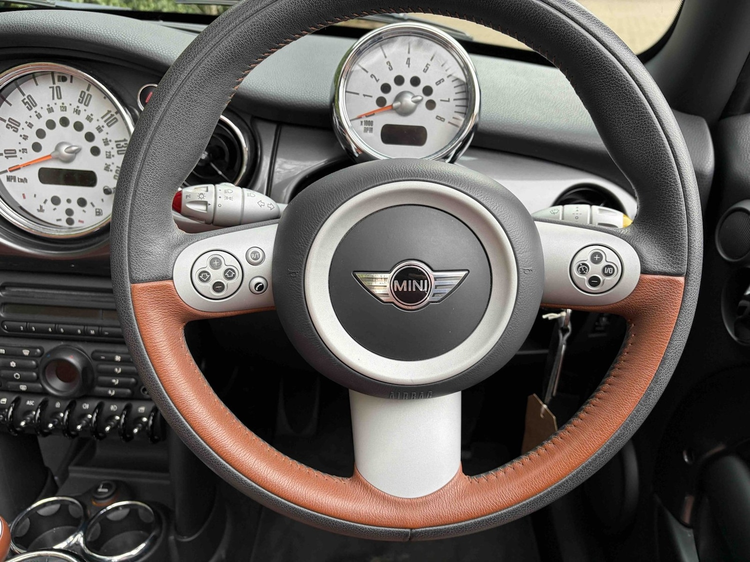 Used MINI Convertible 2008 for sale - 77745169: Photo 7