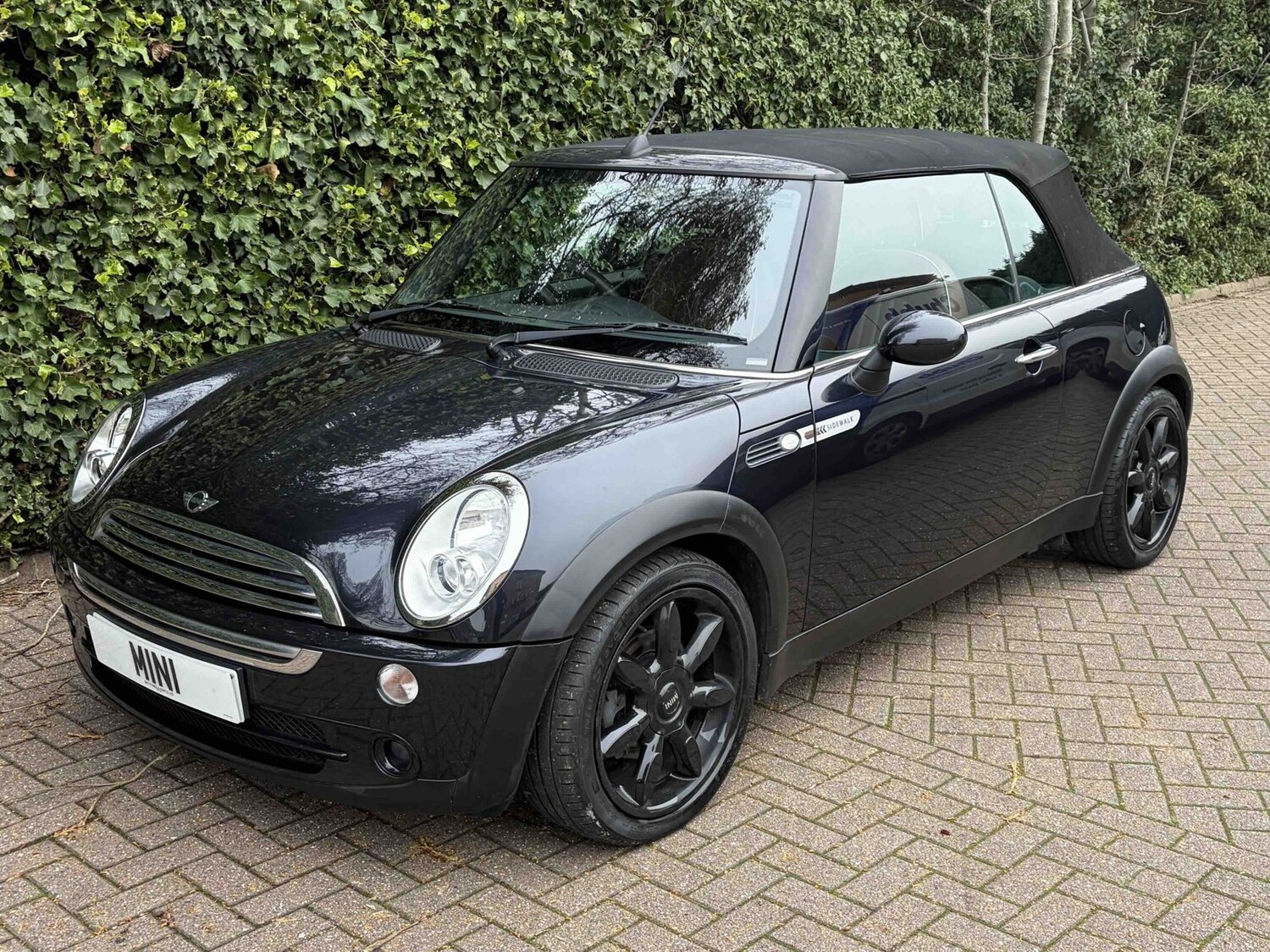Used MINI Convertible 2008 for sale - 77745169: Photo 9