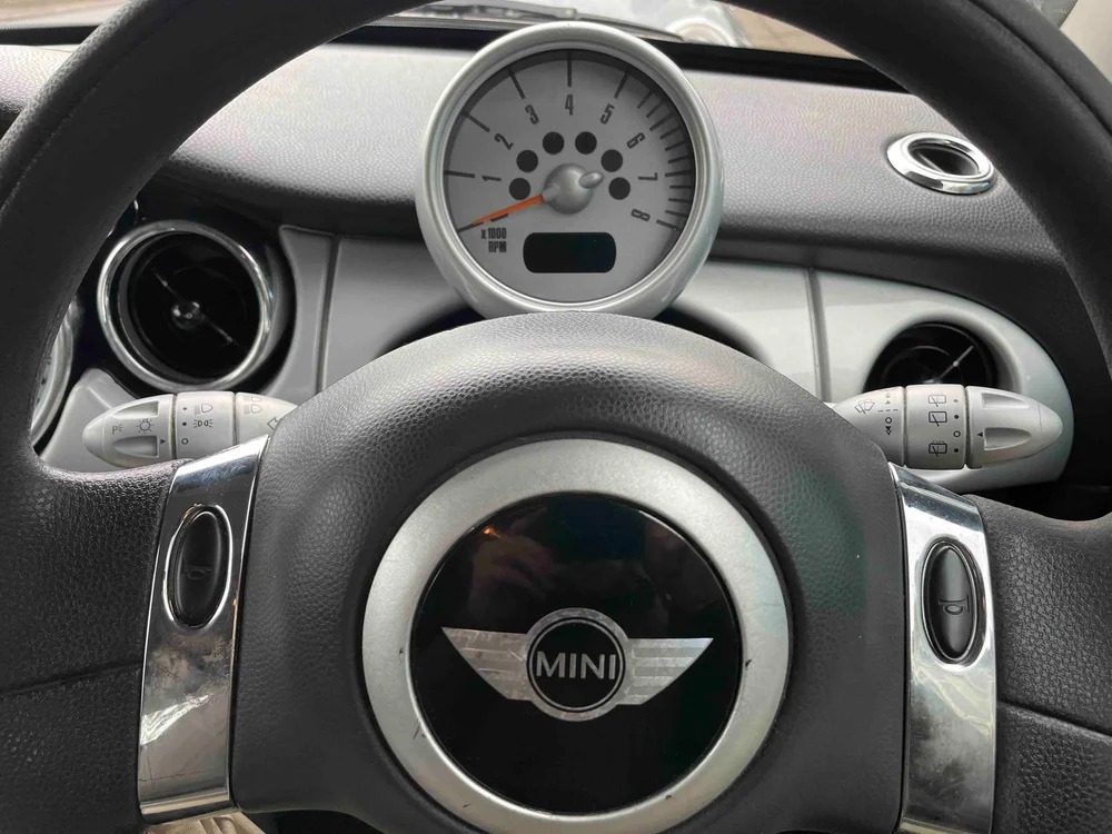 Used MINI Hatch 2002 for sale - 76206610: Photo 5