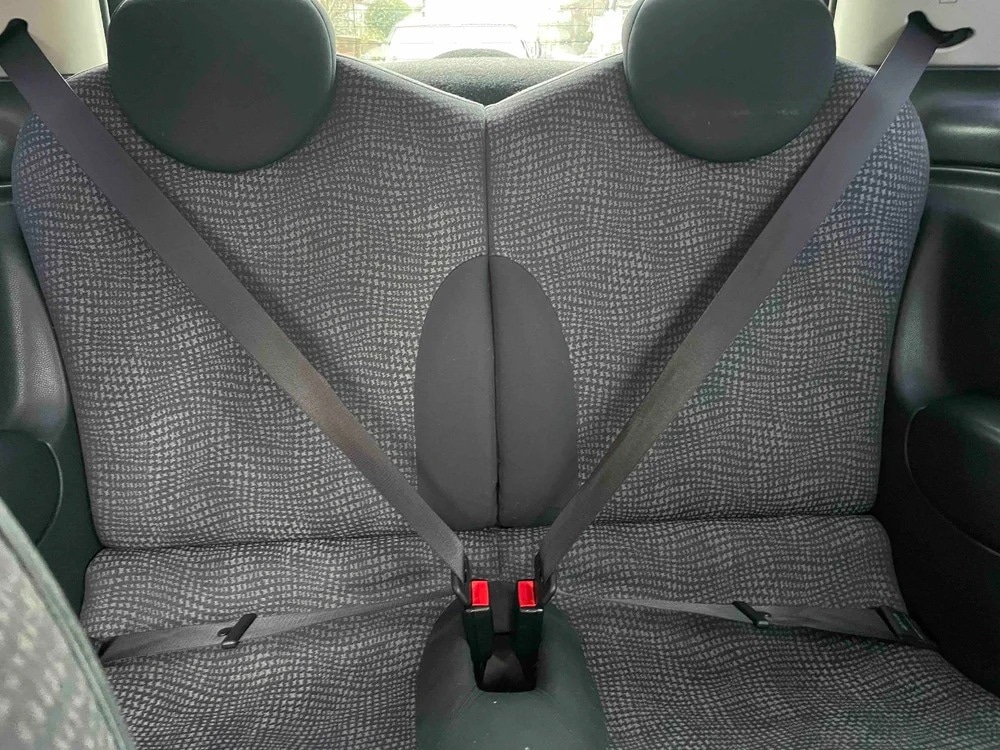 Used MINI Hatch 2002 for sale - 76206610: Photo 6