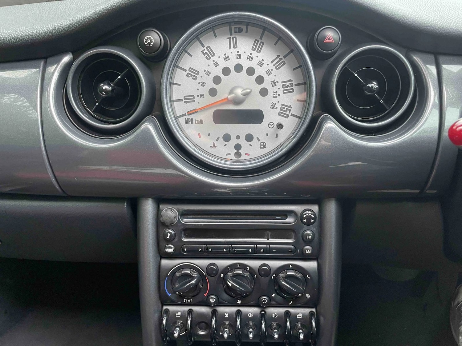 Used MINI Convertible 2007 for sale - 77736253: Photo 5