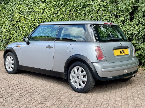 Used MINI Hatch 2002 for sale - 76206465: Photo 11