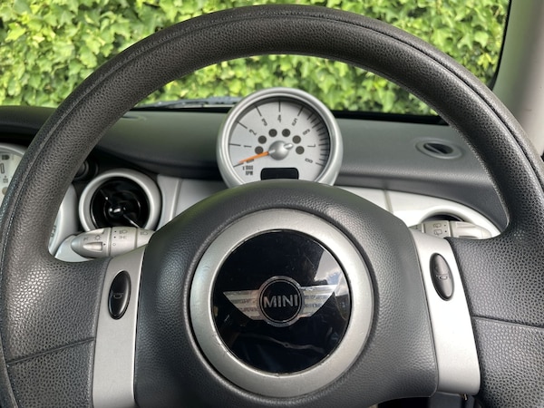 Used MINI Hatch 2002 for sale - 76206465: Photo 7