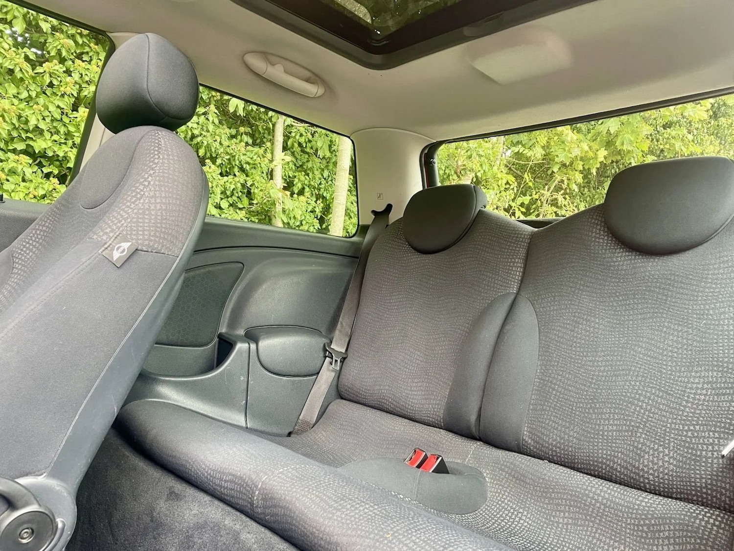 Used MINI Hatch 2003 for sale - 77356997: Photo 10