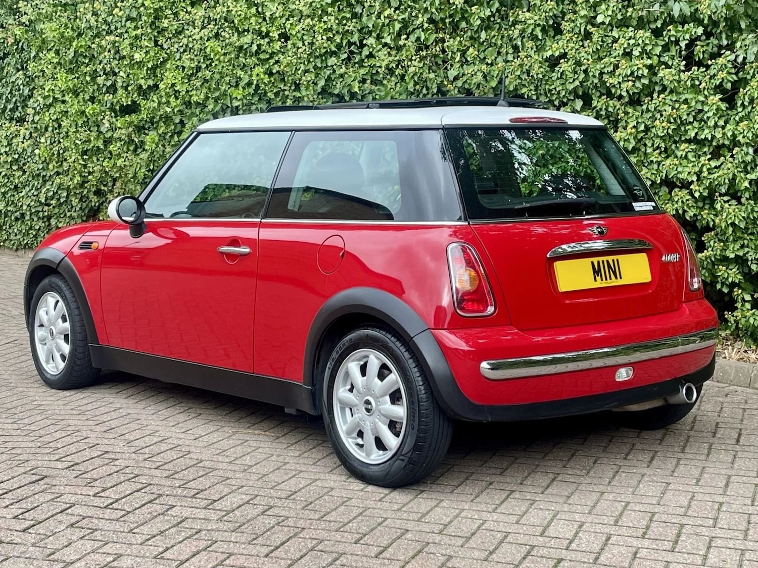 Used MINI Hatch 2003 for sale - 77356997: Photo 15