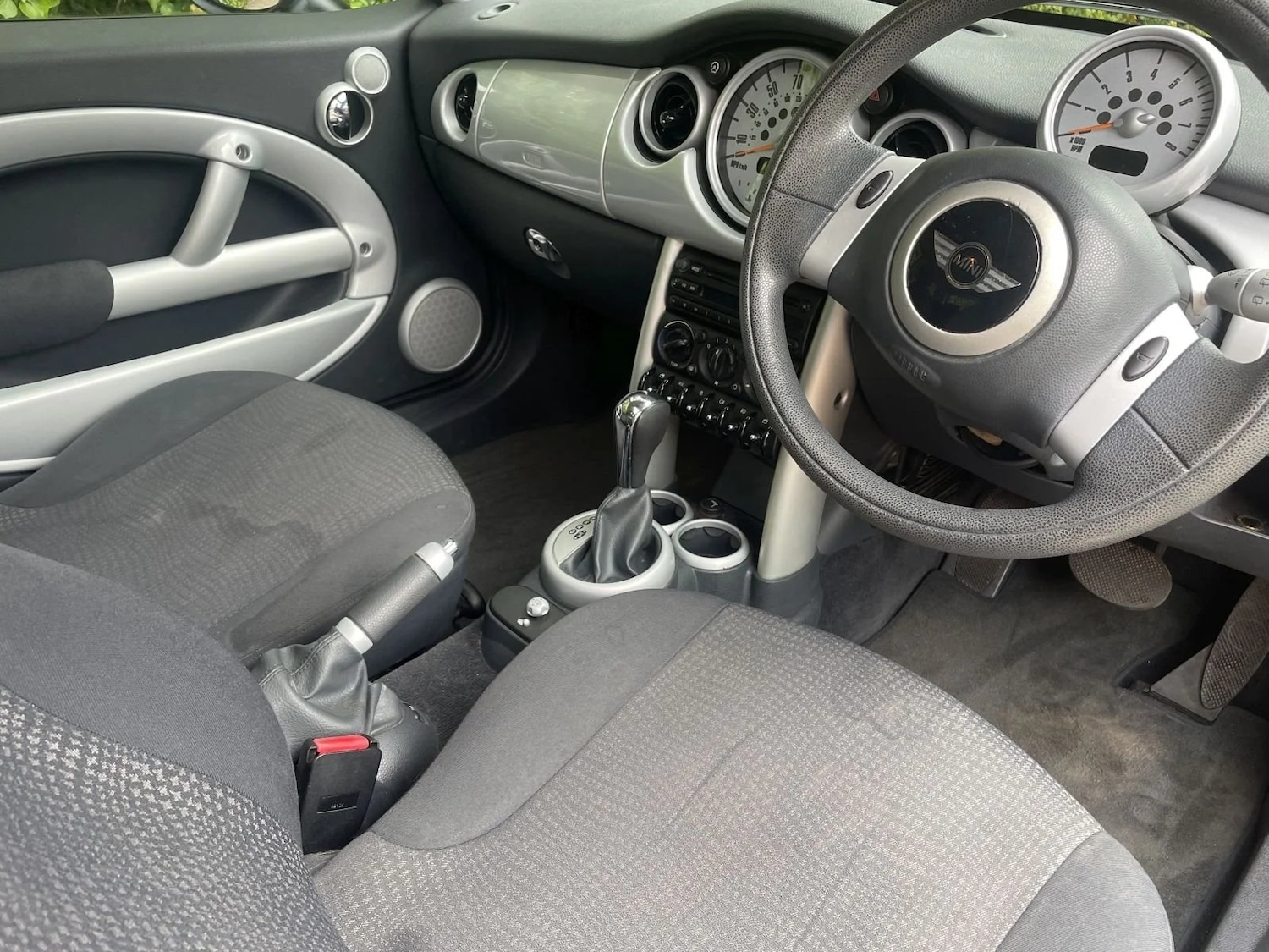 Used MINI Hatch 2003 for sale - 77356997: Photo 5