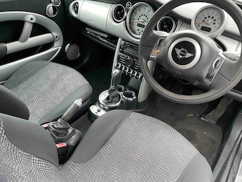 Used MINI Hatch 2002 for sale - 77774901: Photo