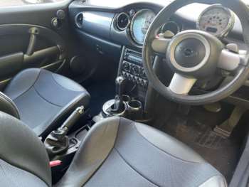 Used MINI Convertible 2007 for sale - 74231408: Photo