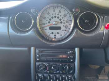 Used MINI Convertible 2007 for sale - 74231408: Photo