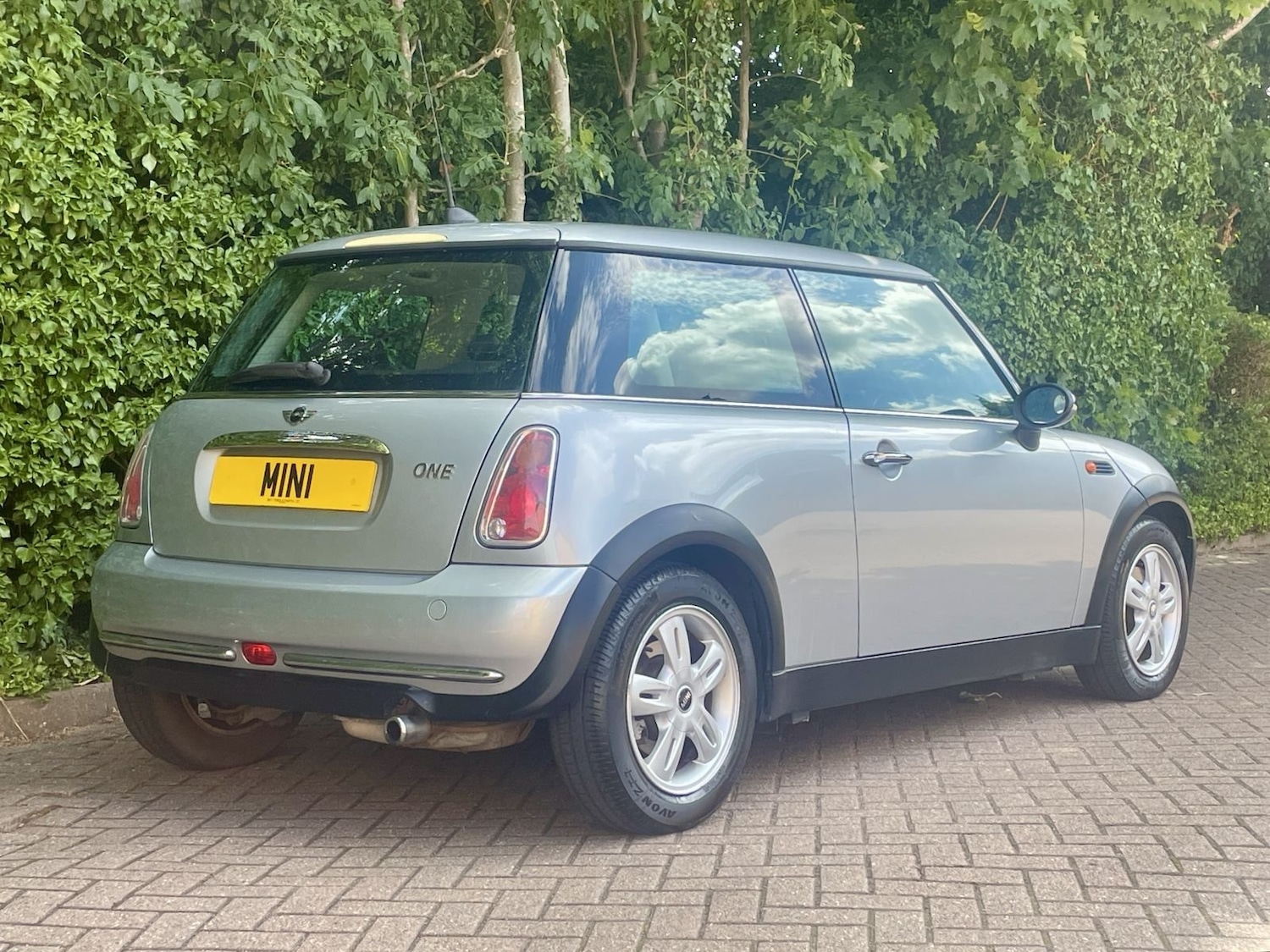 Vehicle 3
