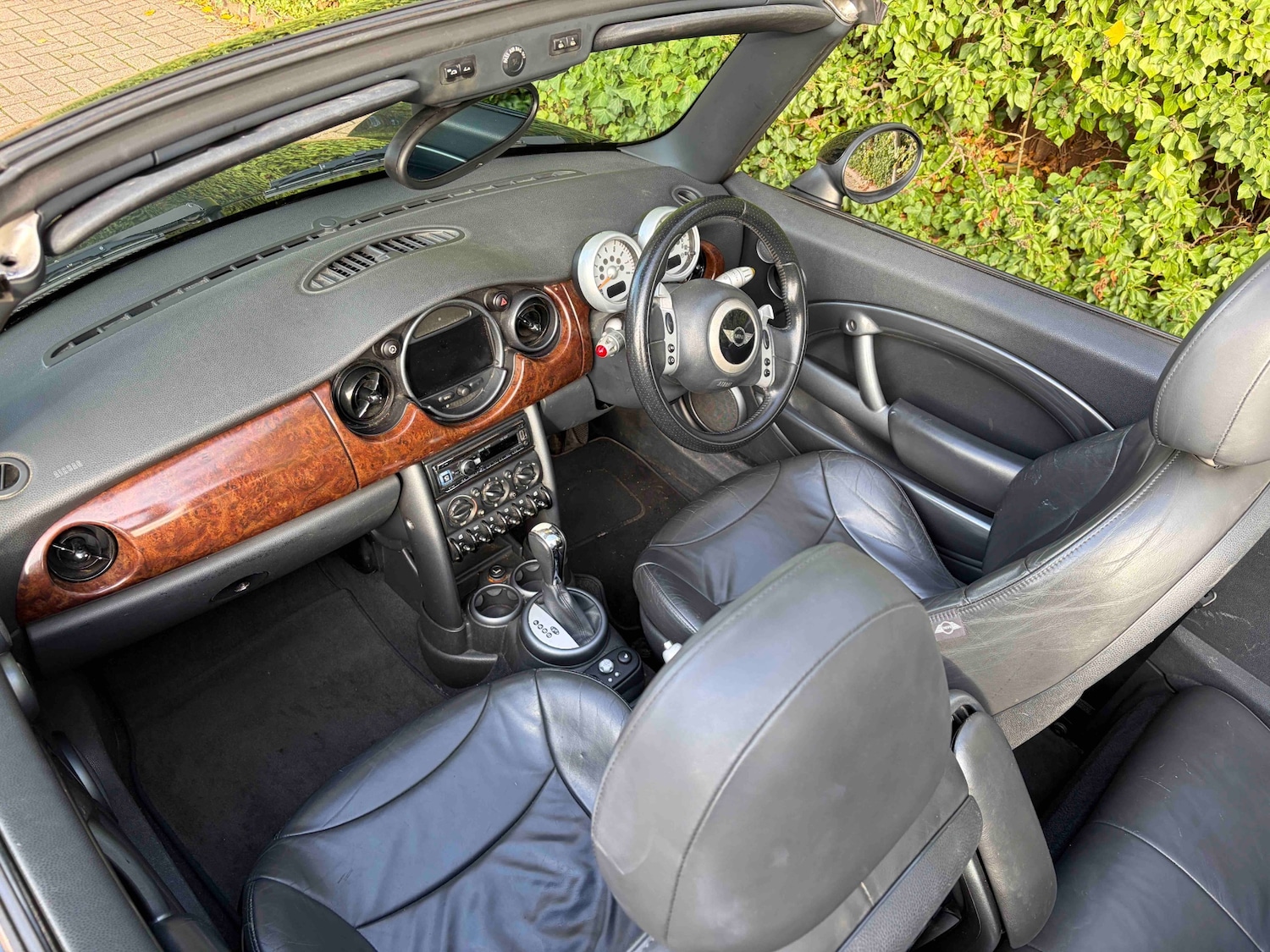Used MINI Convertible 2005 for sale - 76567881: Photo 3