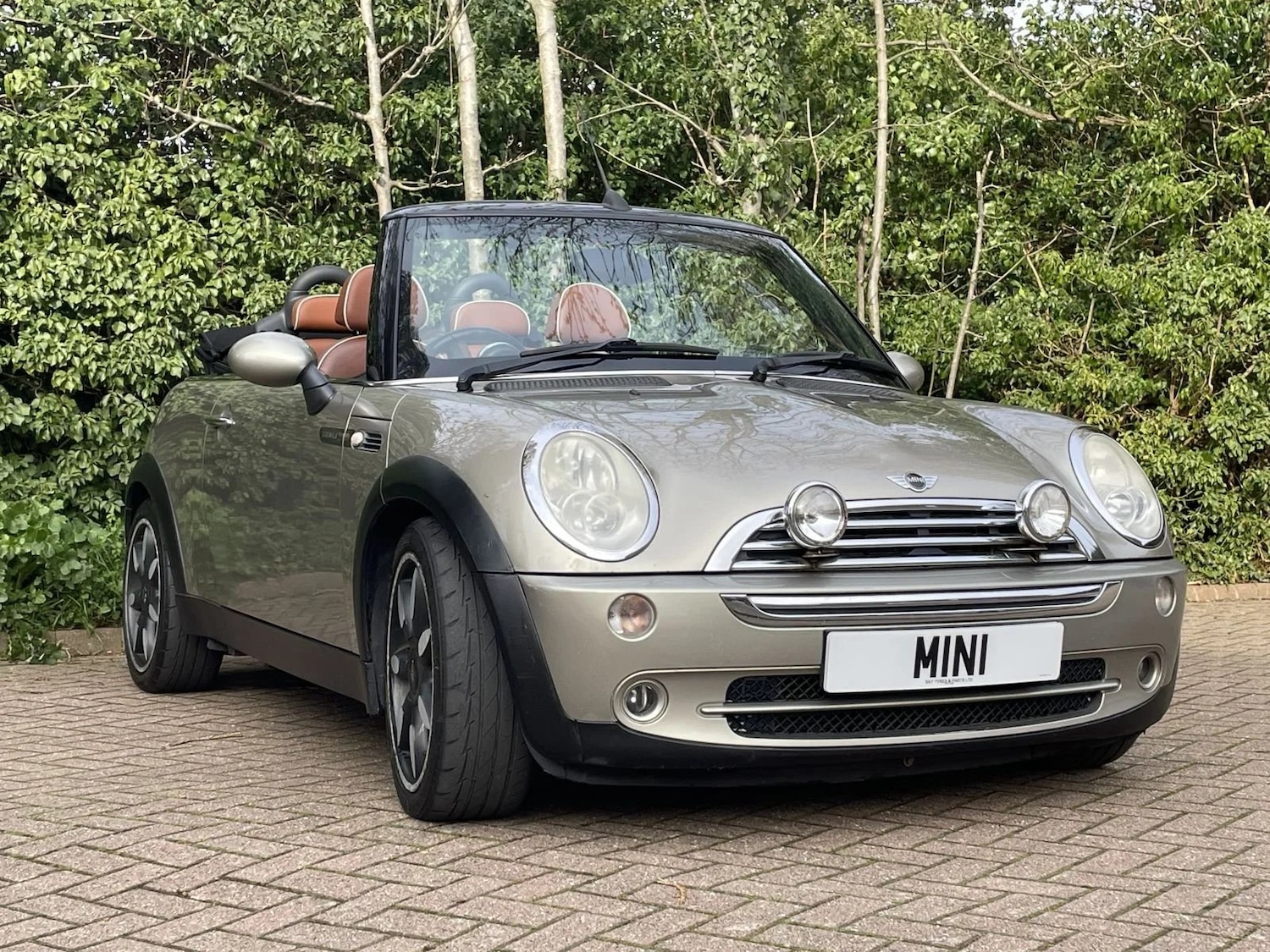 Used MINI Convertible 2007 for sale - 77888270: Photo 20