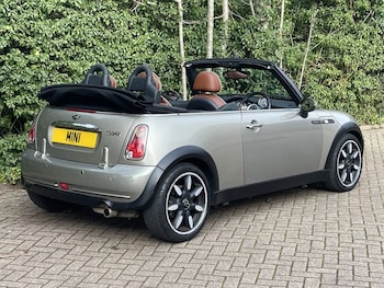 Used MINI Convertible 2007 for sale - 77888270: Photo