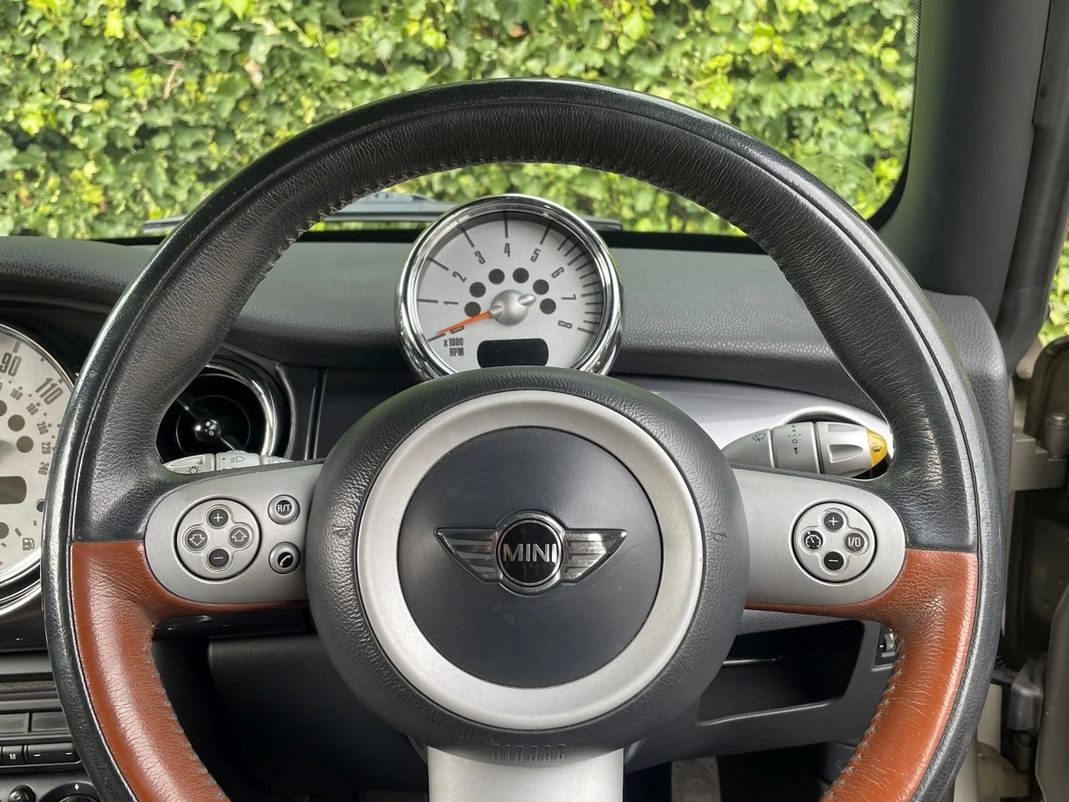 Used MINI Convertible 2007 for sale - 77888270: Photo 8