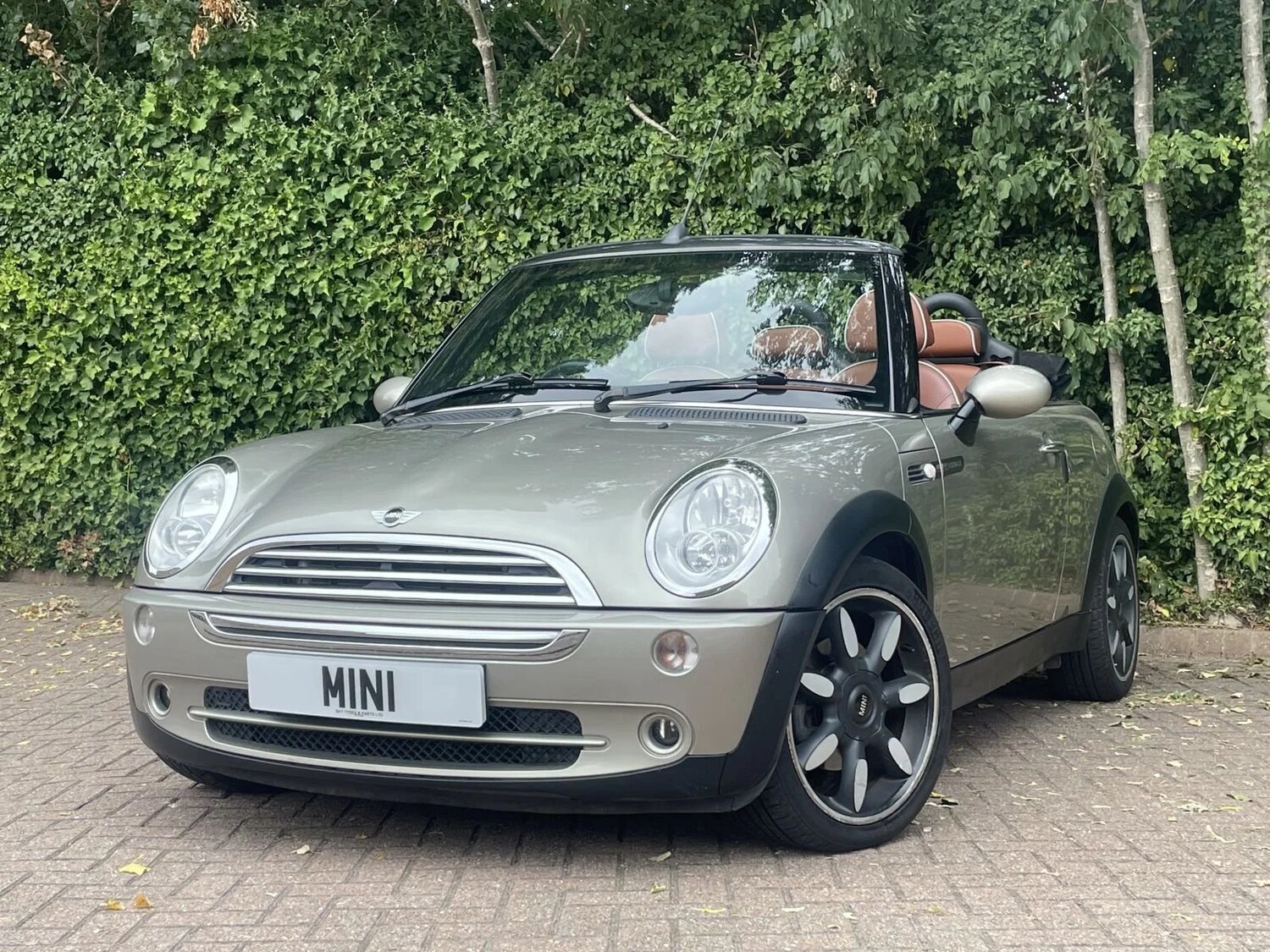 Used MINI Convertible 2007 for sale - 78064050: Photo 19