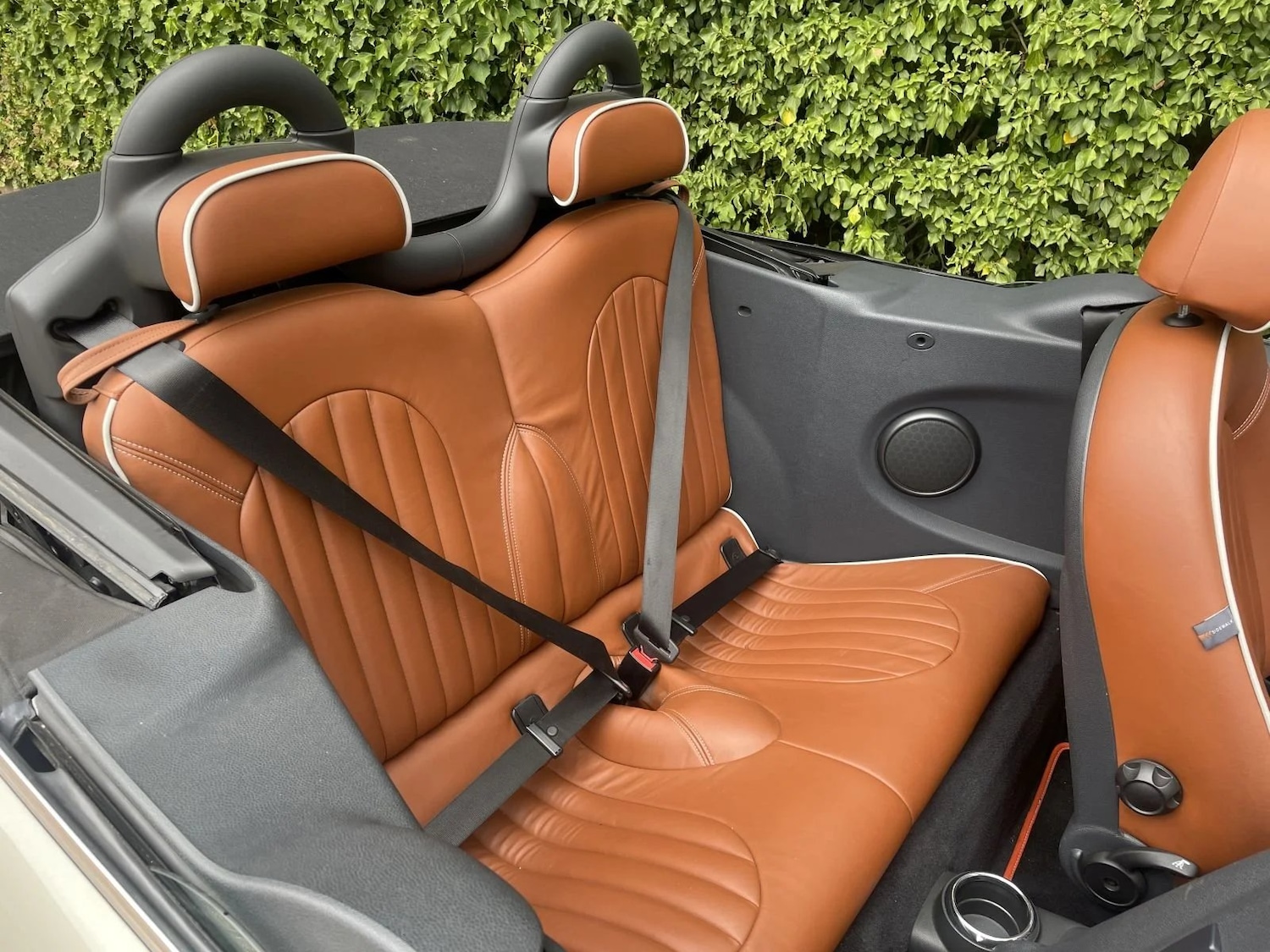 Used MINI Convertible 2007 for sale - 78064050: Photo 9