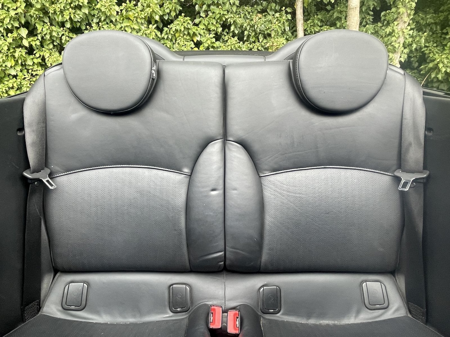 Used MINI Convertible 2010 for sale - 76736356: Photo 10