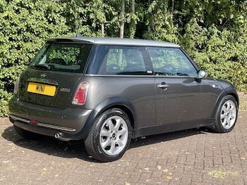 Used MINI Hatch 2006 for sale - 75689277: Photo