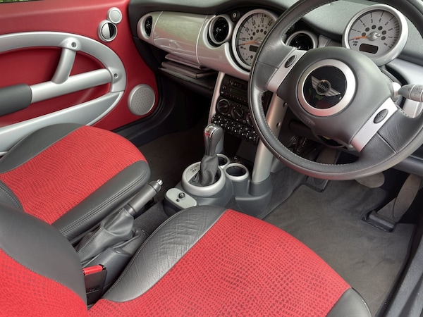 Used MINI Hatch 2002 for sale - 75555487: Photo 5