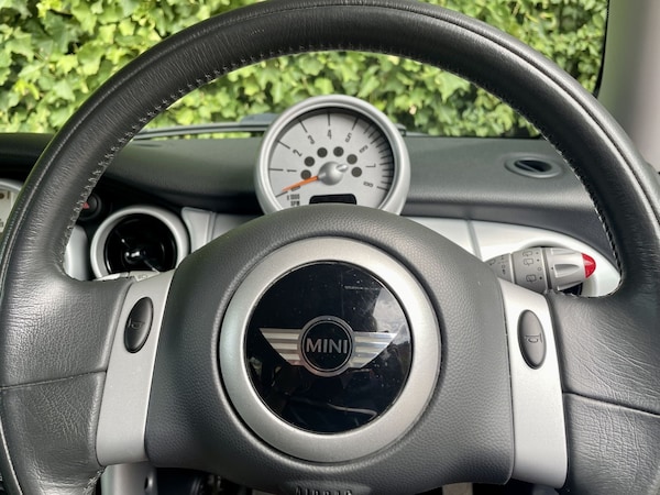 Used MINI Hatch 2002 for sale - 75555487: Photo 7