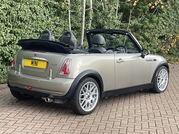 Used MINI Convertible 2008 for sale - 76847356: Photo