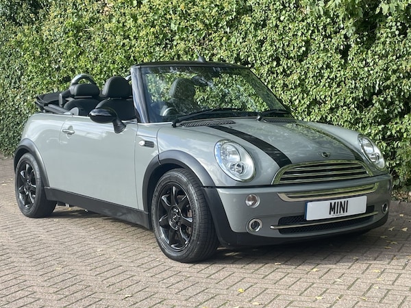 Used MINI Convertible 2008 for sale - 76222728: Photo 1