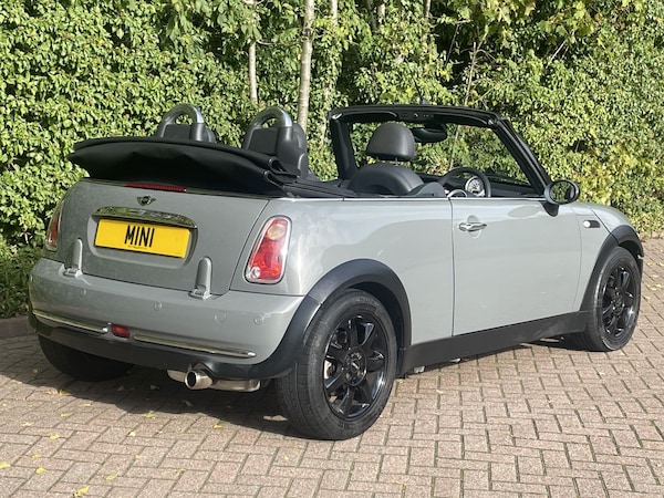 Used MINI Convertible 2008 for sale - 76222728: Photo 4