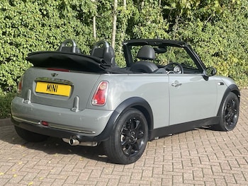 Used MINI Convertible 2008 for sale - 76222728: Photo 4