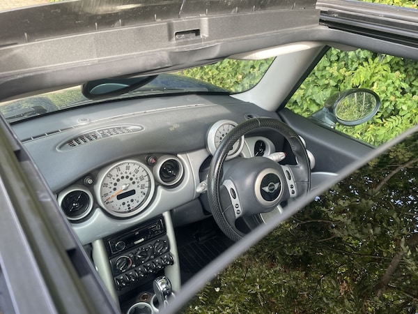 Used MINI Hatch 2003 for sale - 76205596: Photo 12