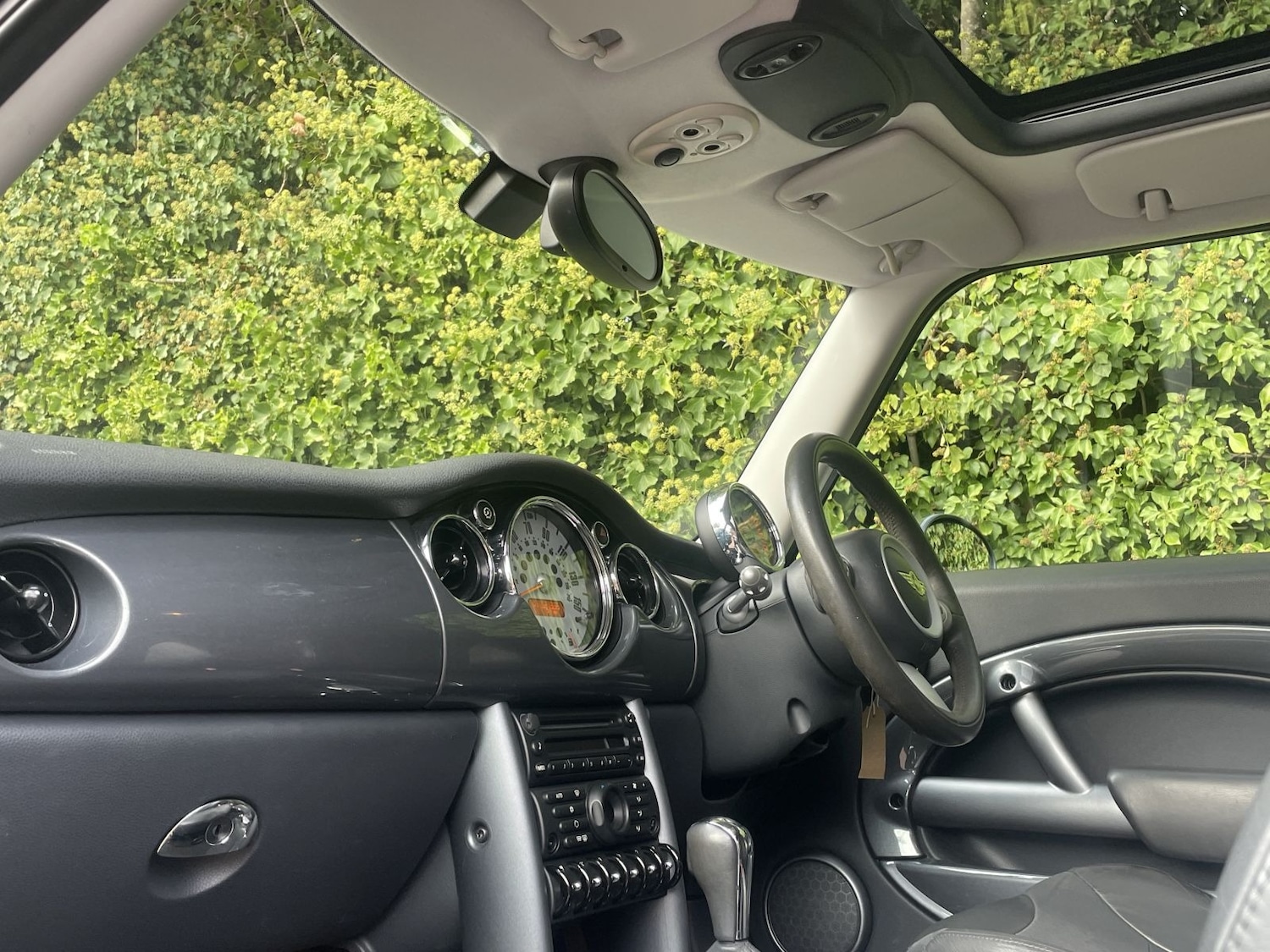 Used MINI Hatch 2004 for sale - 76156400: Photo 10