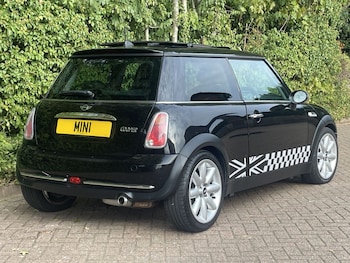 Used MINI Hatch 2004 for sale - 76156400: Photo 4