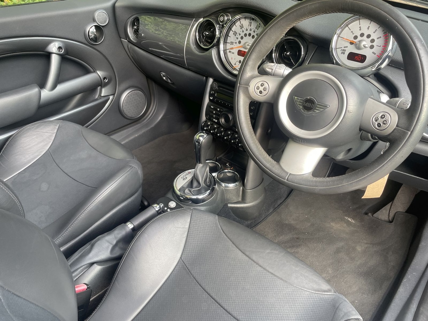 Used MINI Hatch 2004 for sale - 76156400: Photo 5