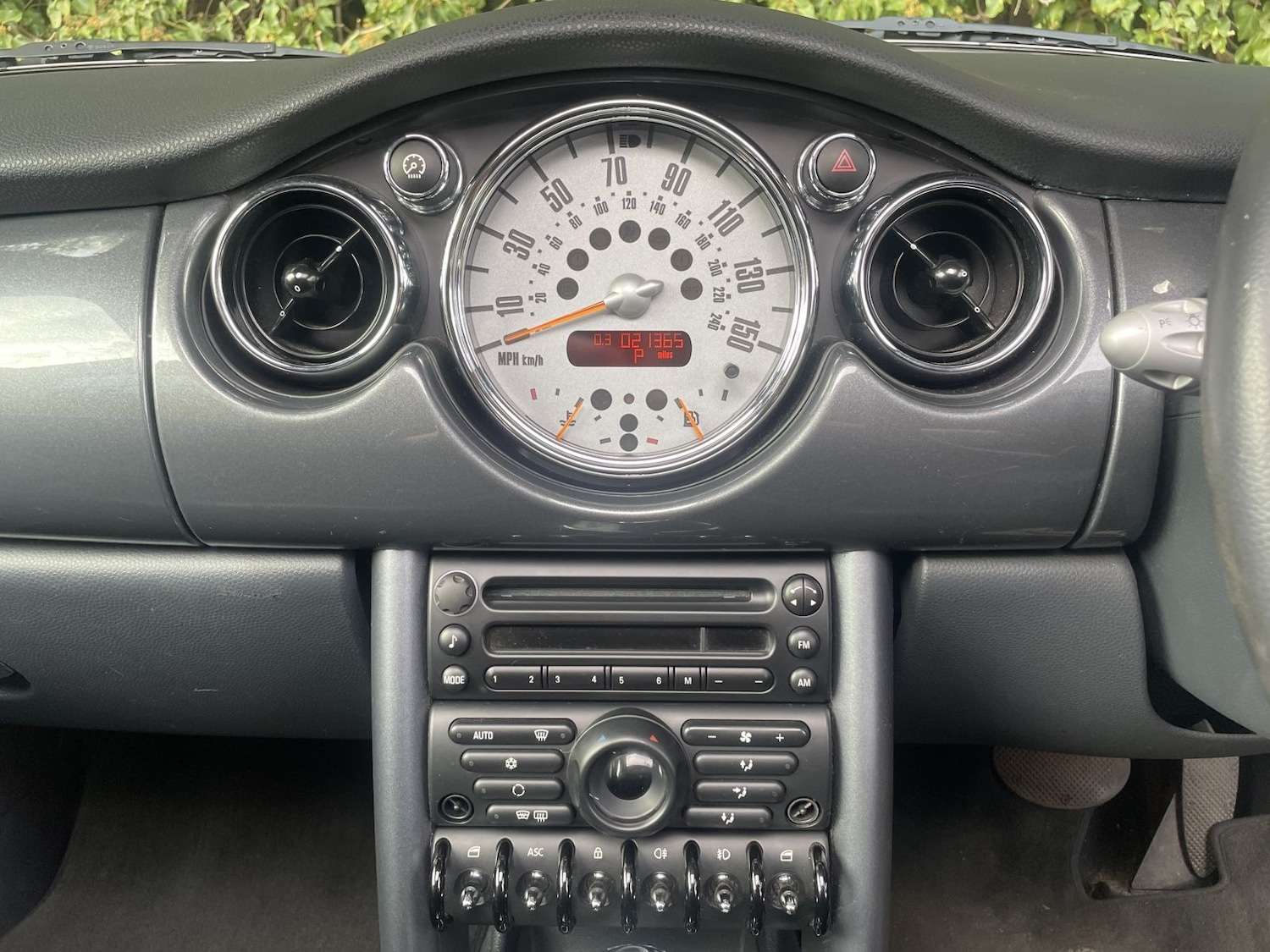 Used MINI Hatch 2004 for sale - 76156400: Photo 6