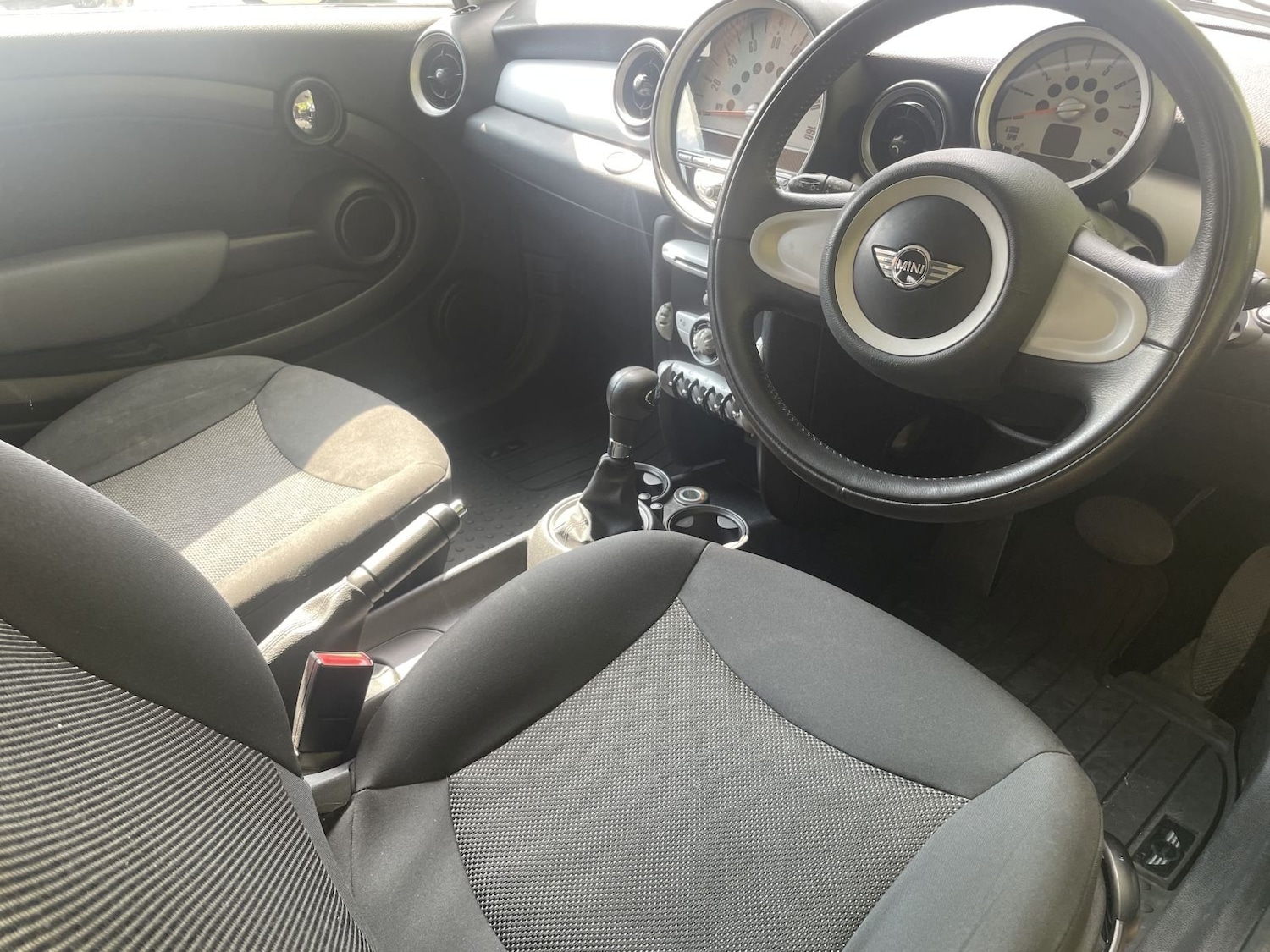 Used MINI Hatch 2009 for sale - 77356999: Photo 3