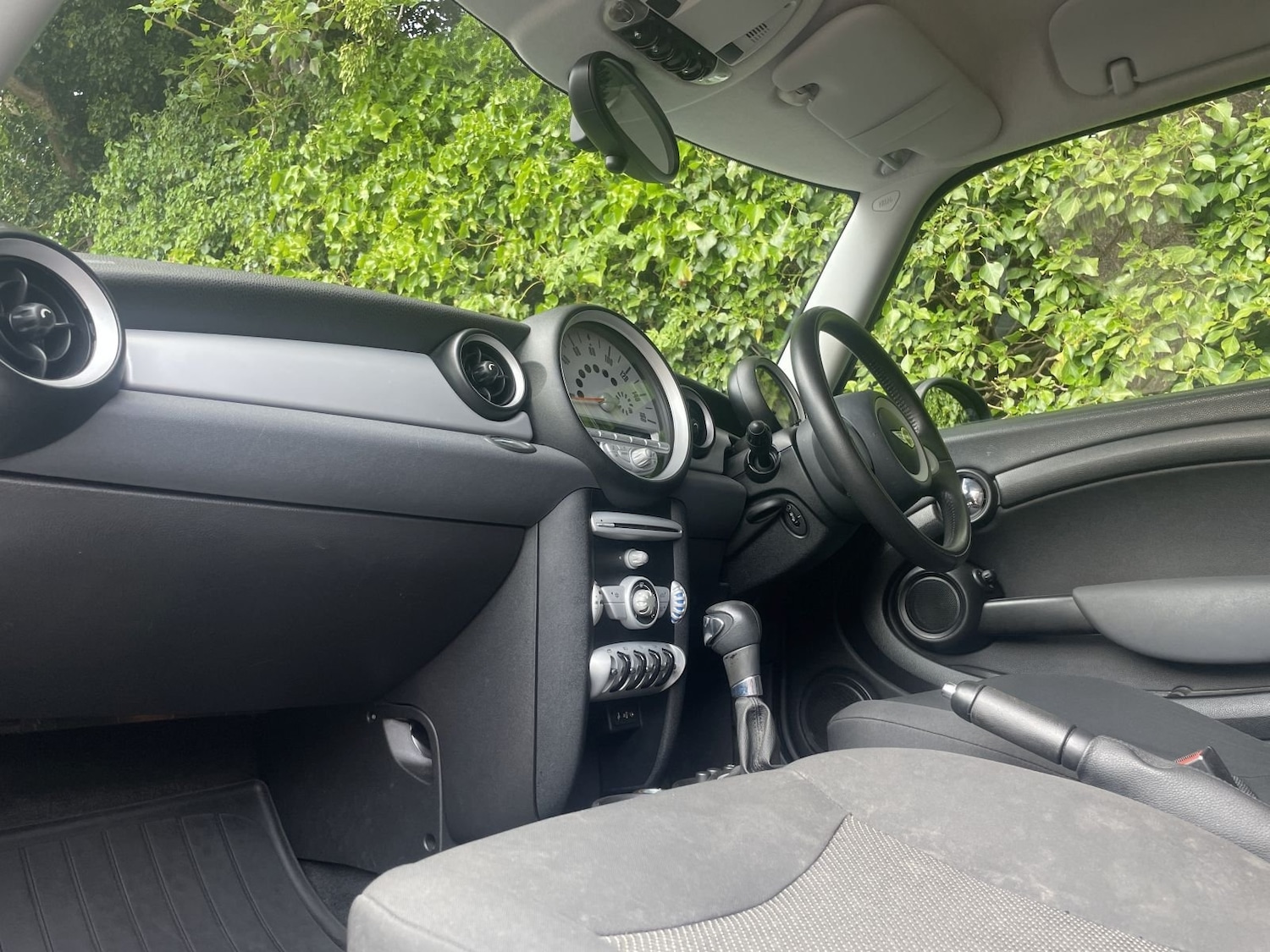 Used MINI Hatch 2009 for sale - 77356999: Photo 9