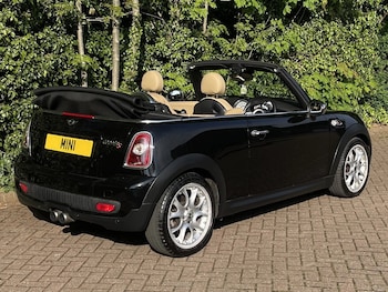Used MINI Convertible 2009 for sale - 78392373: Photo