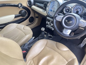 Used MINI Convertible 2009 for sale - 78392373: Photo